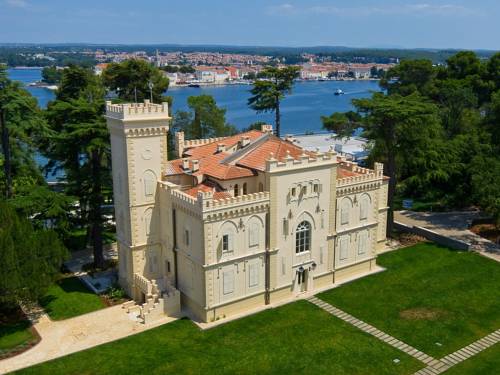 Valamar Isabella Castle